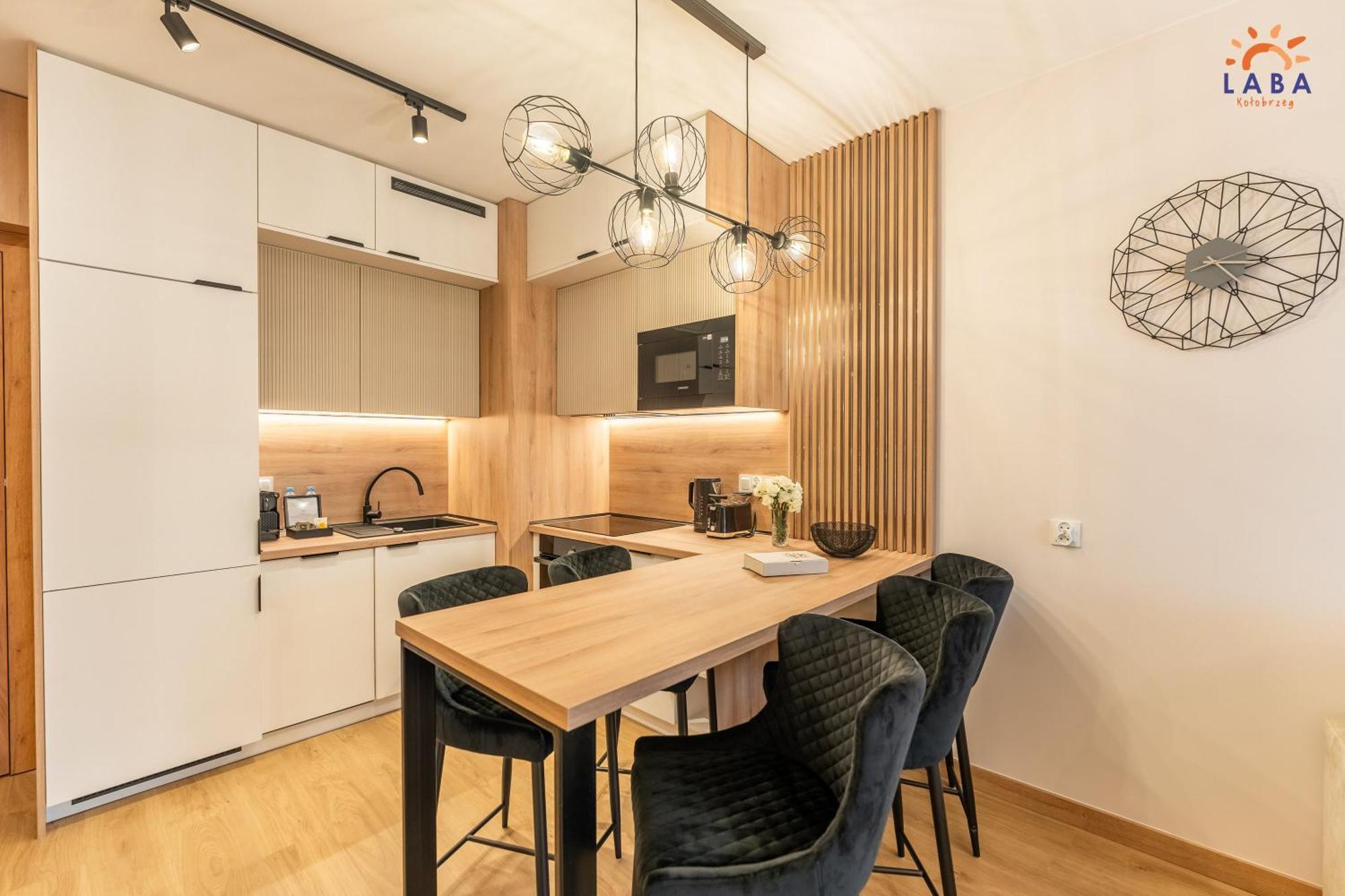 Laba Kolobrzeg Apartamenty Kasprowicza 20C Parking Basen Fitness Bawialnia W Cenie, Parkplatz Schwimmbad Fitness Spielzimmer Im Preis 外观 照片