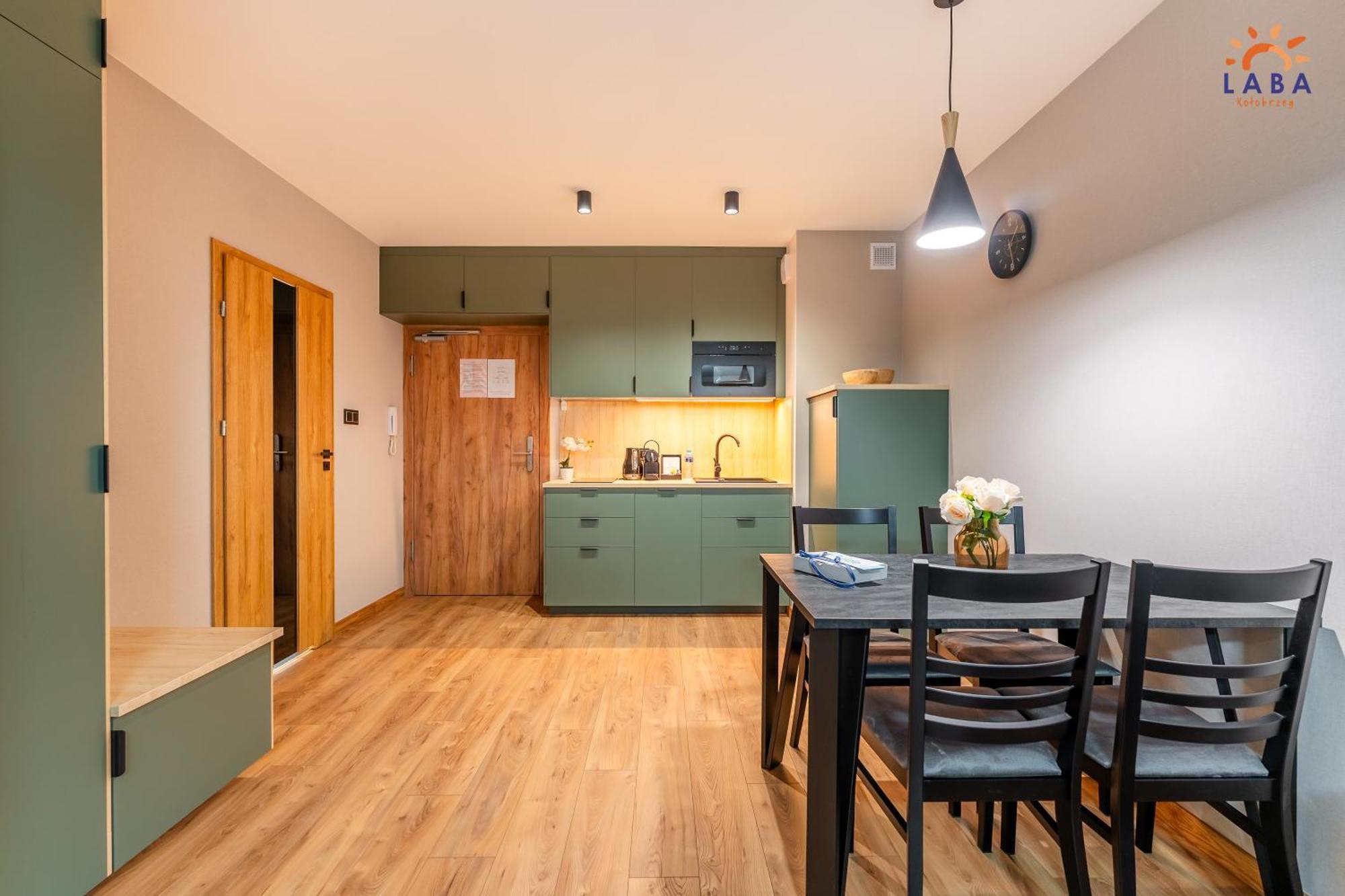 Laba Kolobrzeg Apartamenty Kasprowicza 20C Parking Basen Fitness Bawialnia W Cenie, Parkplatz Schwimmbad Fitness Spielzimmer Im Preis 外观 照片